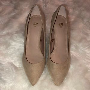 H&M Women Shoes Pump/ Heel - Size 6 (37) Cream